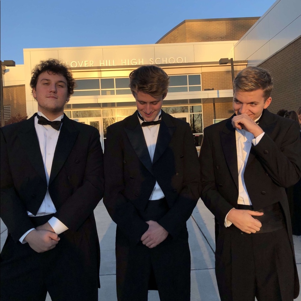 Meet your Posher, Brody