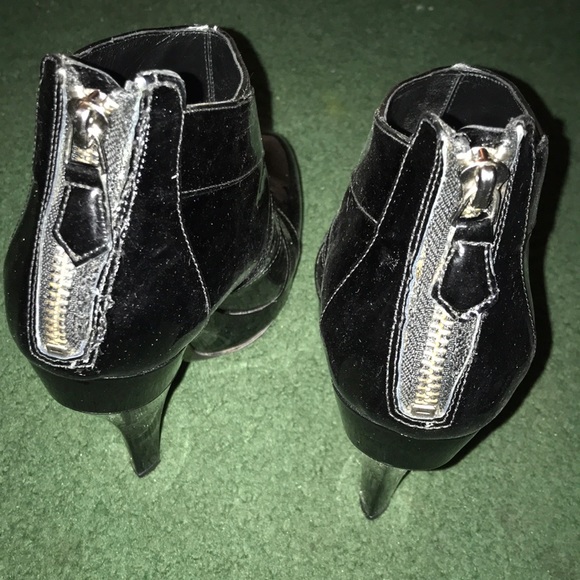 Burberry Platform Ankle Boots - Picture 5 of 8