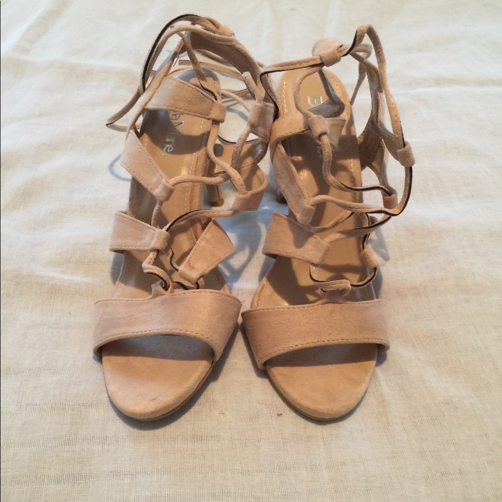 Tan/Beige Lace Up Shoes/Sandals