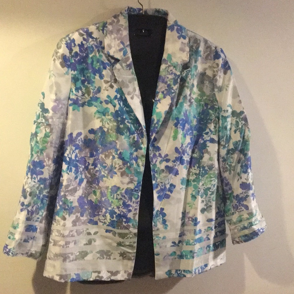 Allison Daley light Jacket