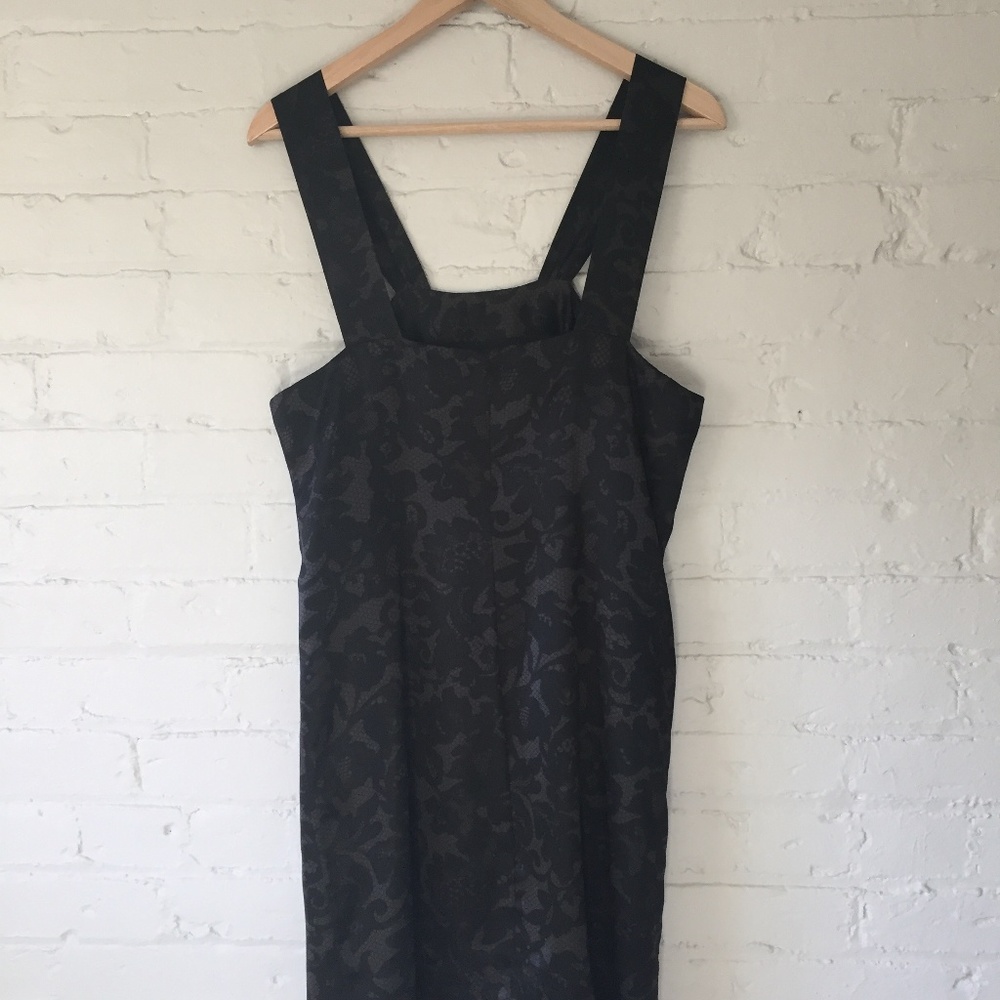 Moving Sale! Banana Republic Silk Dress
