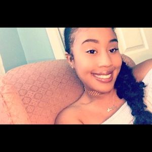 Meet your Posher, Aeris