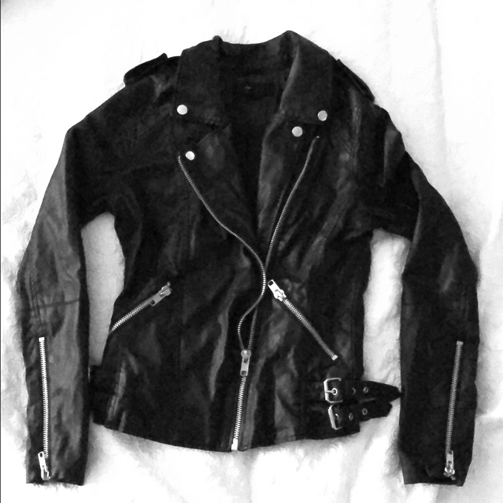 Women’s motorcycle jacket