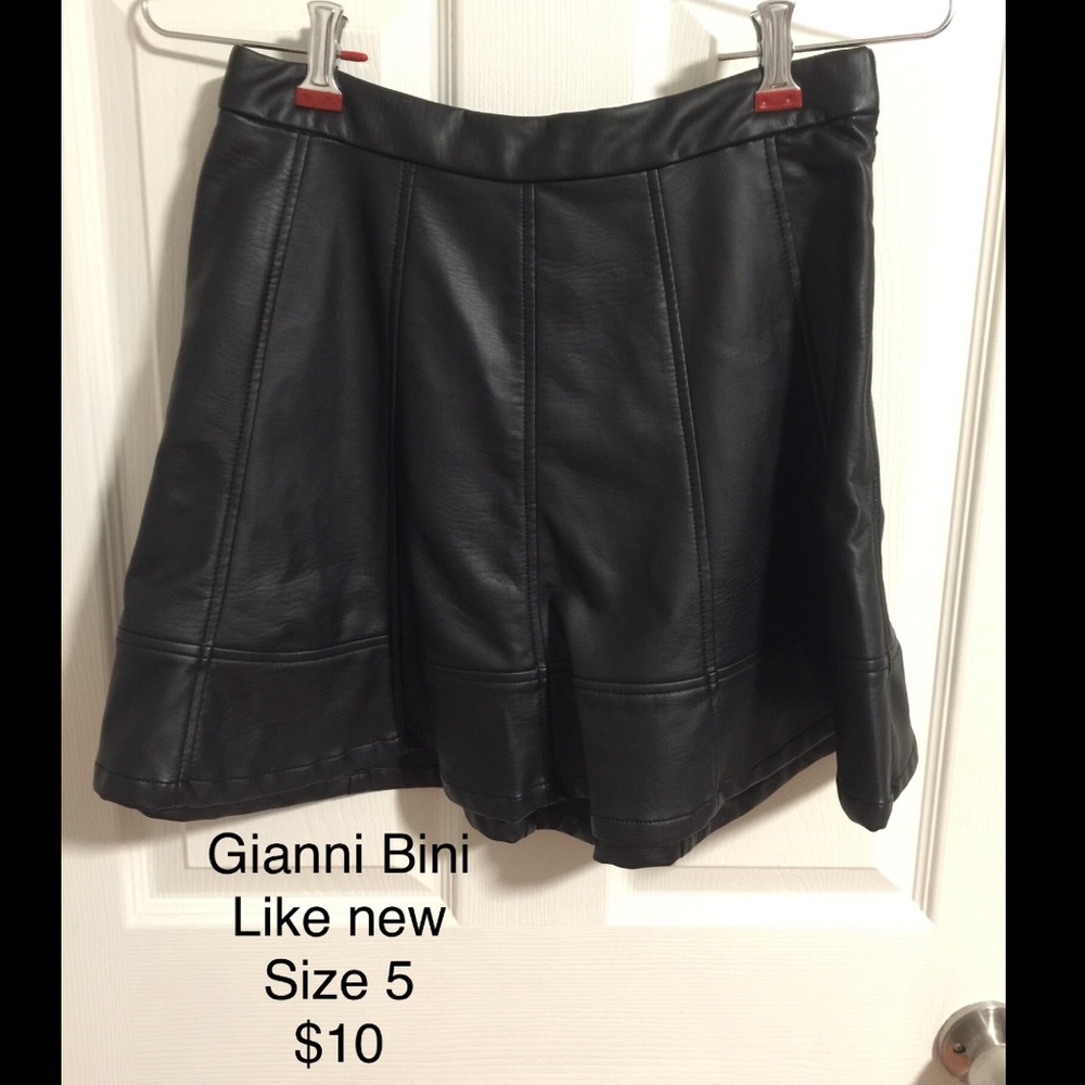 Black leather skirt