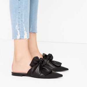 Zara leather slides with bow. Worn once only.