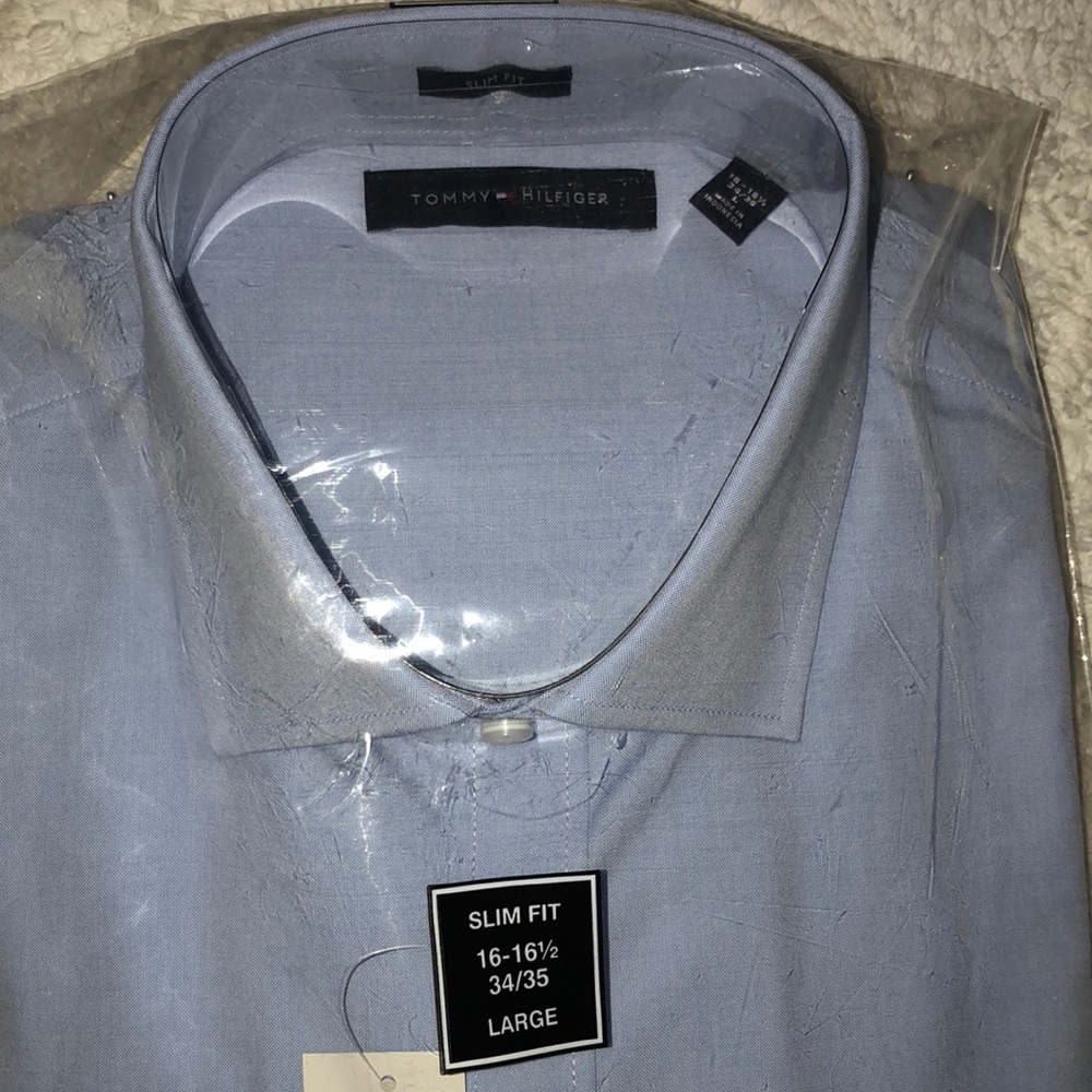 NWT  Tommy Hilfiger Men’s Dress Shirt