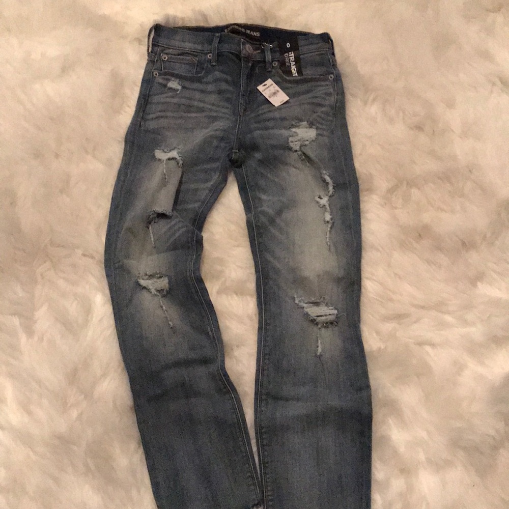 ๐NWT EXPRESS RIPPED STRAIGHT MID RISE๐ - Picture 6 of 8