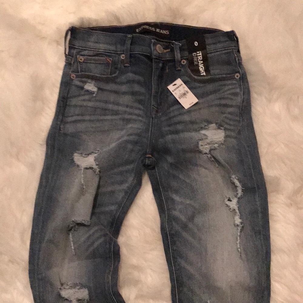 ๐NWT EXPRESS RIPPED STRAIGHT MID RISE๐ - Picture 5 of 8