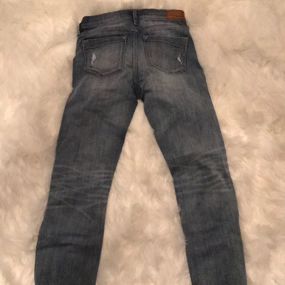 ๐NWT EXPRESS RIPPED STRAIGHT MID RISE๐ - Picture 8 of 8