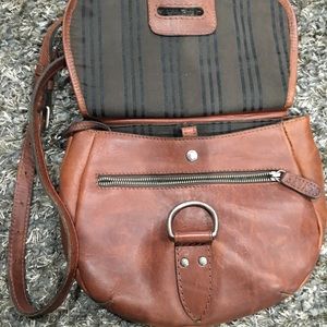 Beautiful! Frye Crossbody Shoulder oiled leather