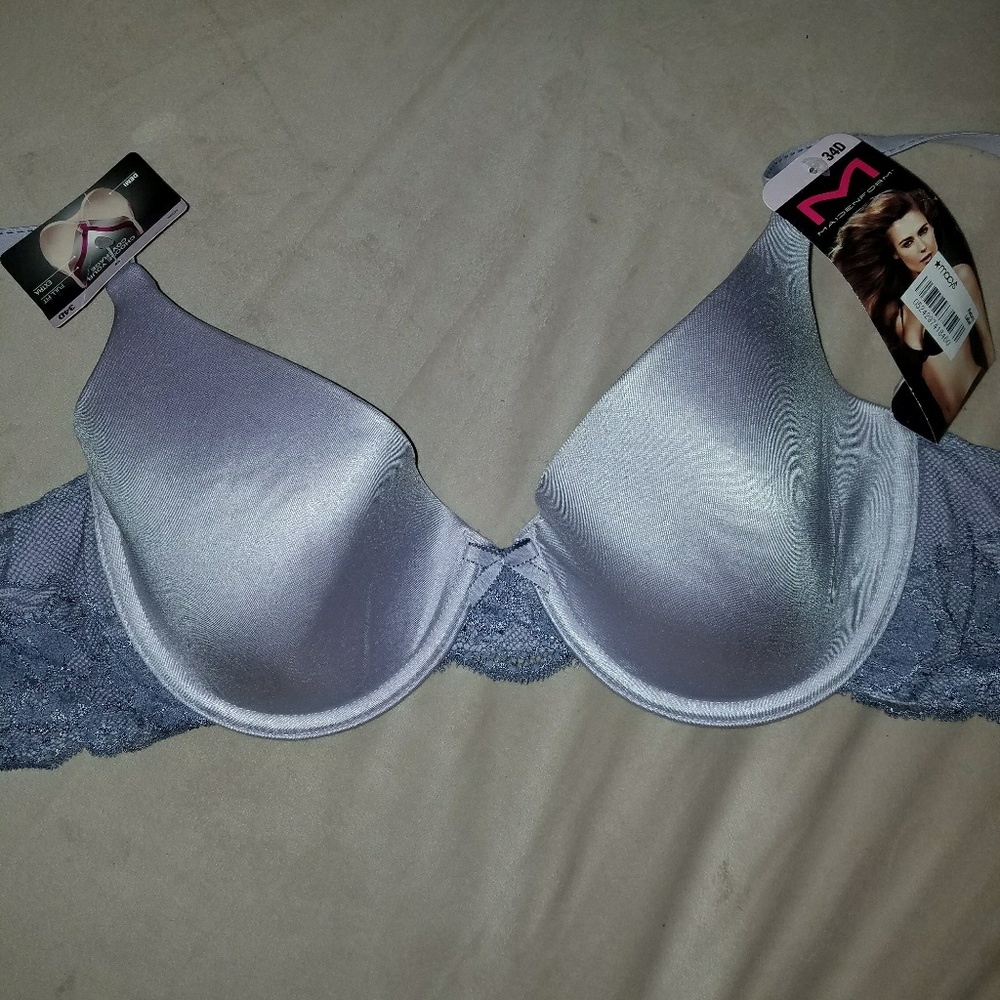 Lavender lace Maiden Form bra