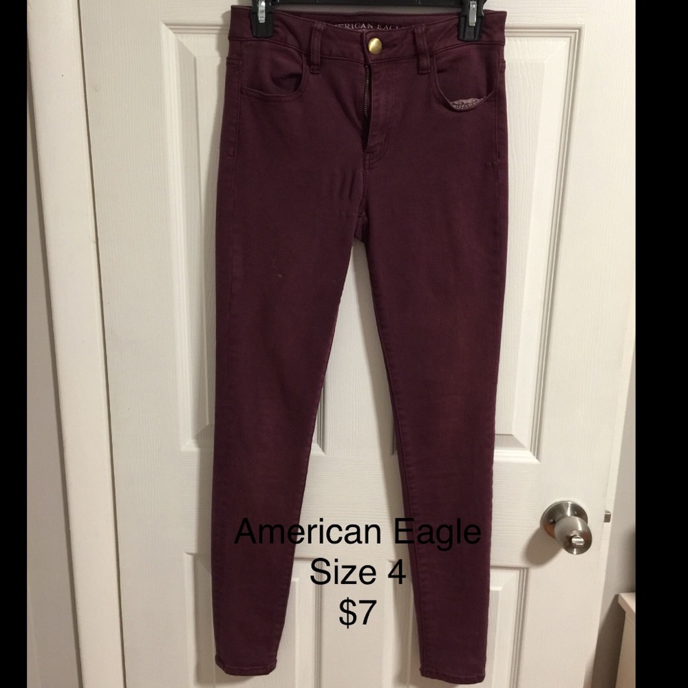 American Eagle burgundy skinny jeans