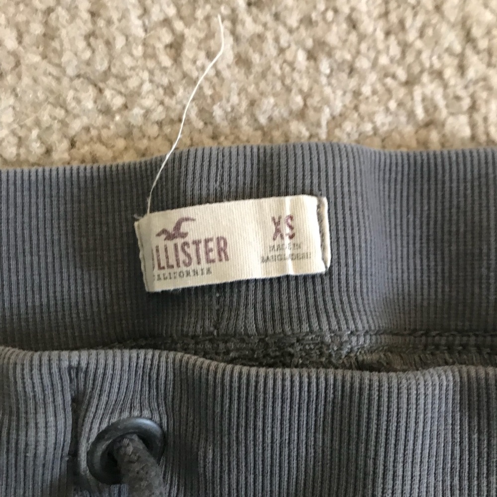 Used gray Hollister XS men’s joggers