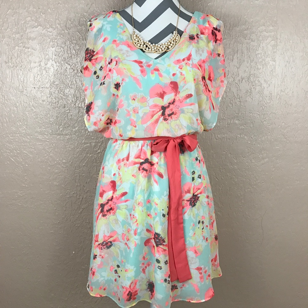 Candie's Beautiful Floral Cinched Waist Dress
