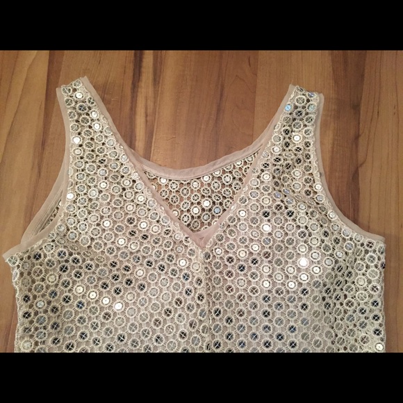 White House Black Market Sequin Tank, Size Small - Picture 3 of 4