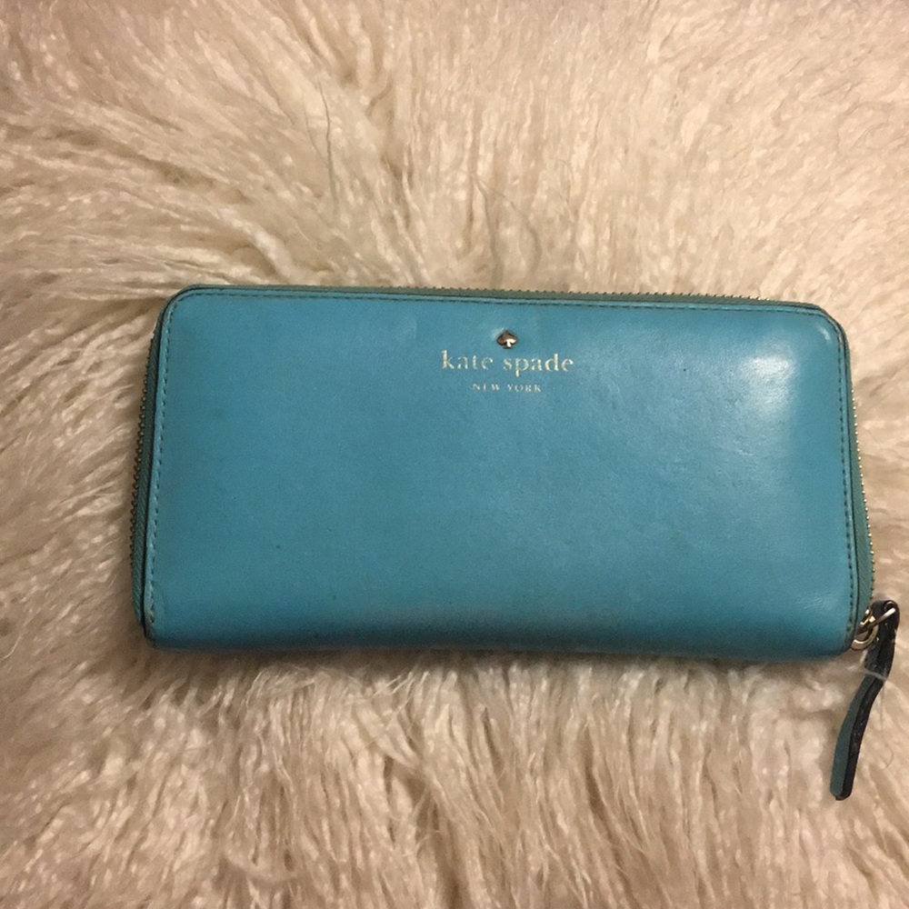 BLUE KATE SPADE WALLET