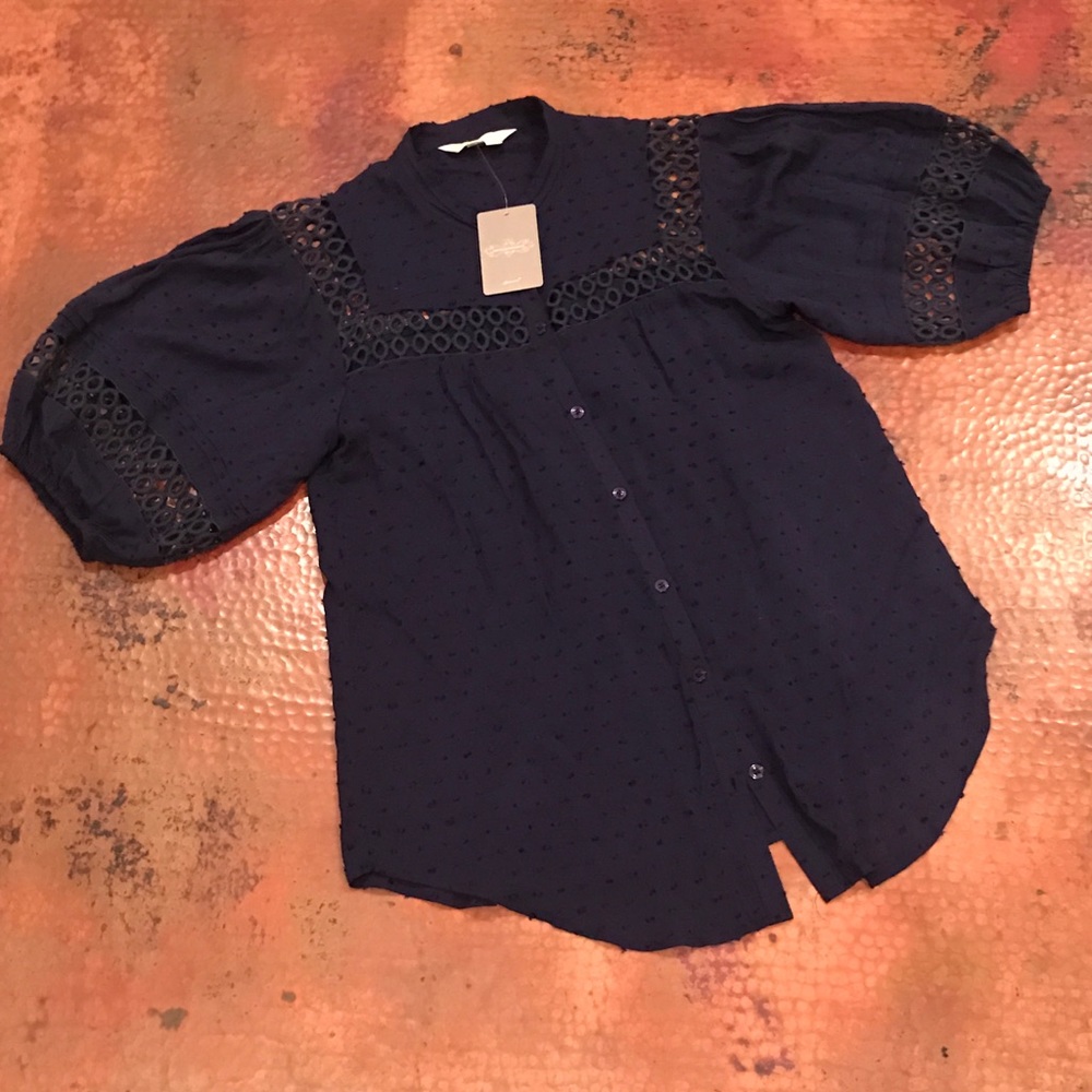 Anthropologie. Edme & Esytlle blouse. Navy.