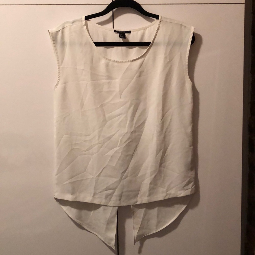 Basic Blouse With Back Split Tail! - image 1