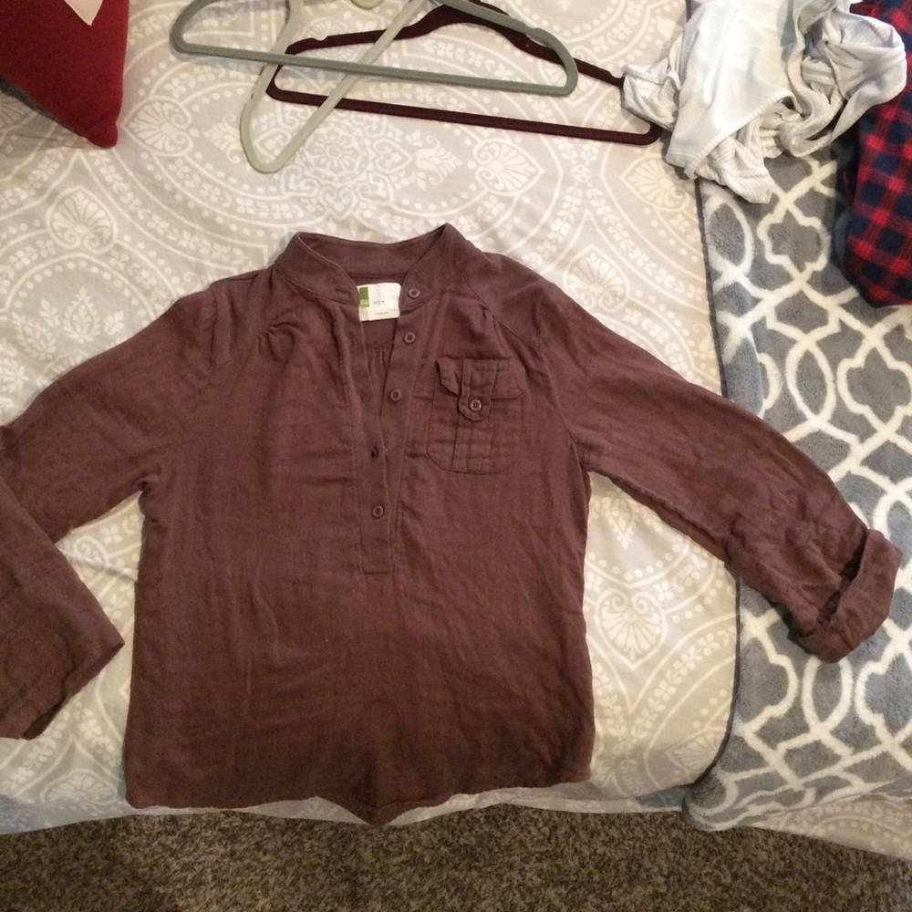Canvas material long sleeve shirt.