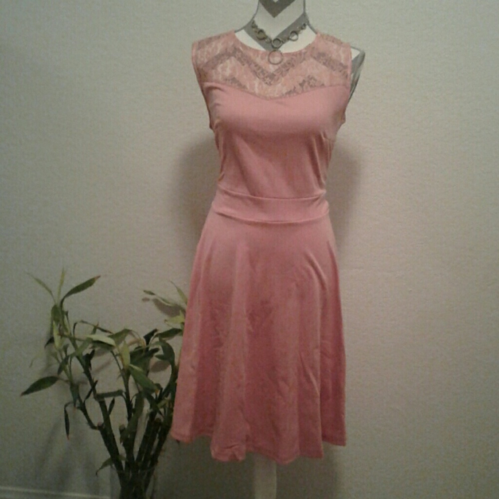 SOLD [NWT] Sleeveless A-Line Cocktail Dress