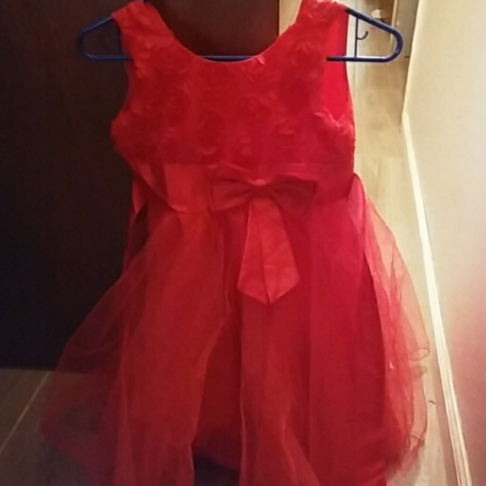 Girl's dress