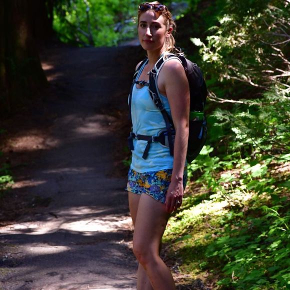 Meet your Posher, Jennafer - Picture 2 of 2