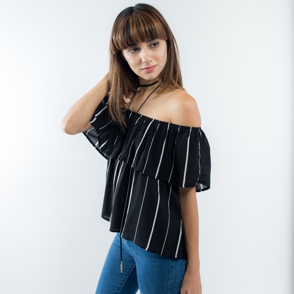 Off the Shoulder Top - Picture 2 of 4