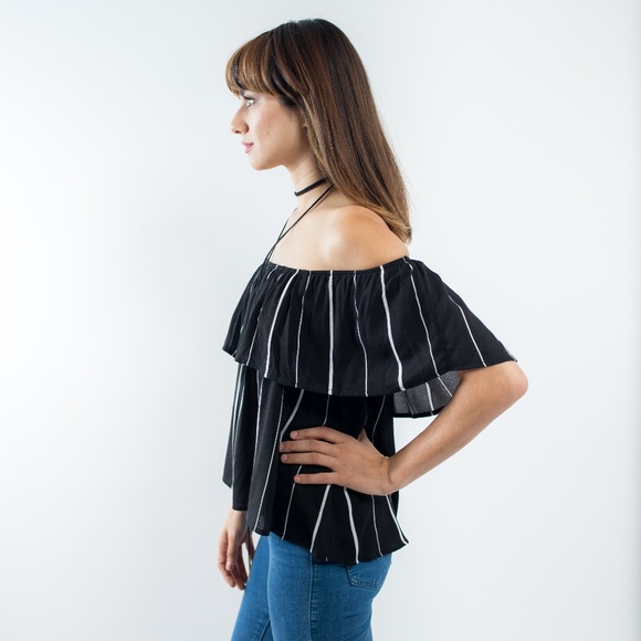 Off the Shoulder Top - Picture 3 of 4