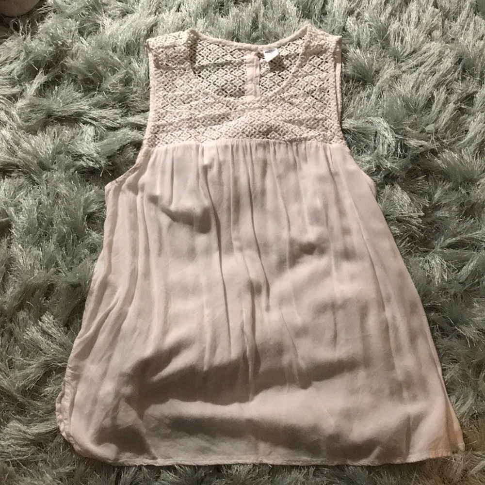 Old navy white summer tank!