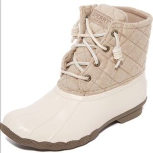 Sperry Women’s salt water duck boots