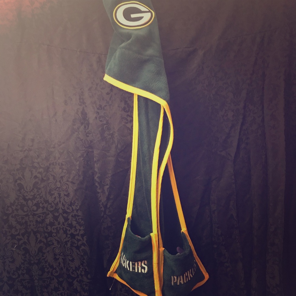 Packers hoodie with scarf