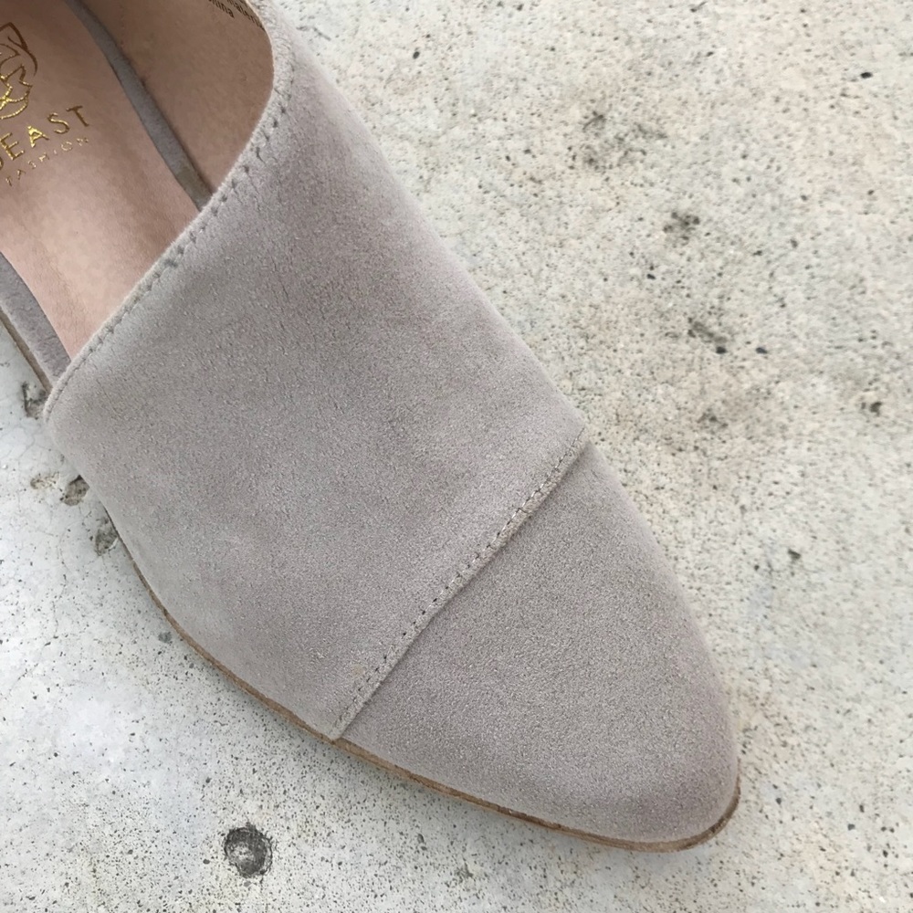Carter Taupe Cut Our Booties - Picture 2 of 3