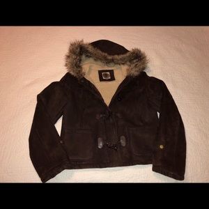Dark brown coat with fleece lining and faux fur