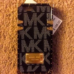 Michael Kors iPhone 6 phone cover