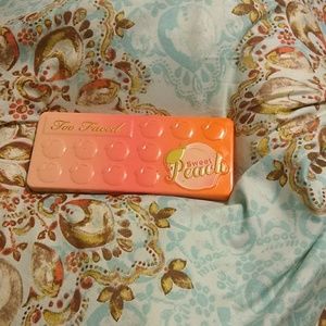 Too Faced Sweet Peach Palette