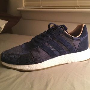 Men’s adidas patchwork 10.5 sneaker