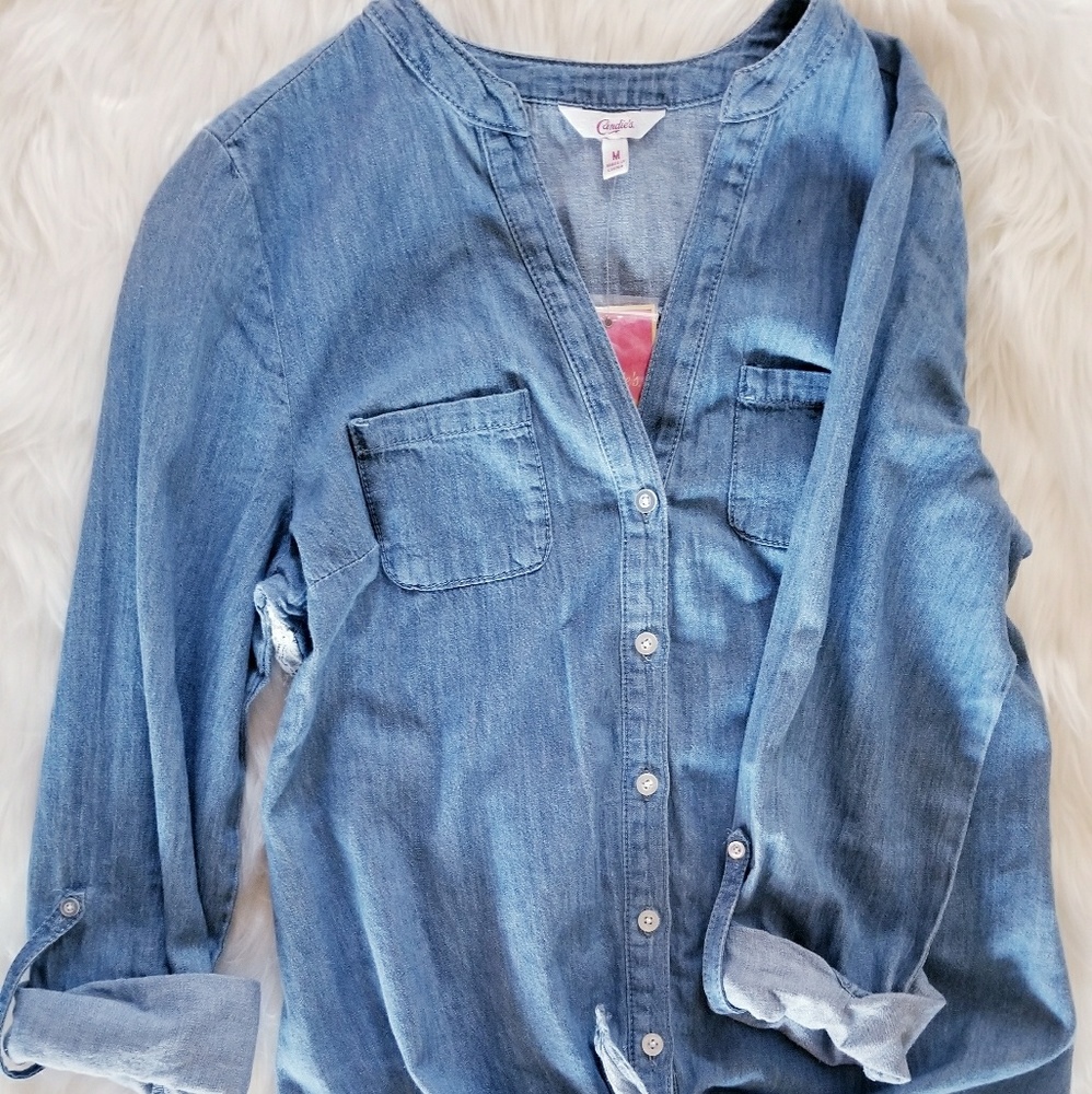 **SALE**Candie's Lace Back Tie-Front Chambray Top