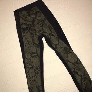 Ankle length snakeskin leggings