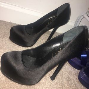 Authentic YSL pumps