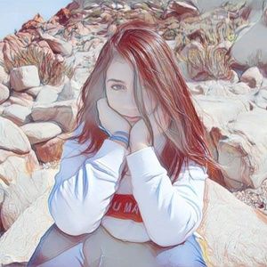 Meet your Posher, Scarlette