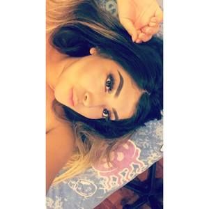 Meet your Posher, Annaa