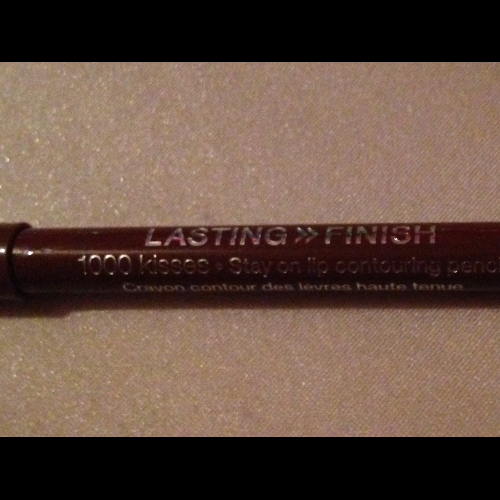 Rimmel 1000 Kisses. GAVE AS GIFT - Picture 8 of 8