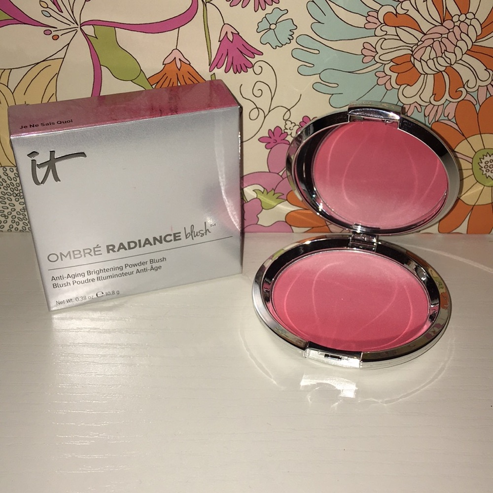 Ombre Radiance Blush - Je Ne Sais Quoi