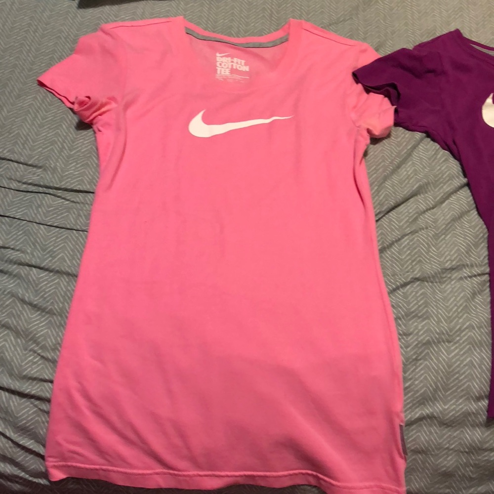 Women’s Dri-Fit pink Nike shirt