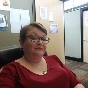 Meet your Posher, Yolanda