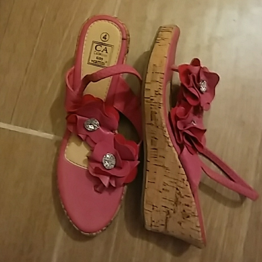 Girl's wedges