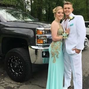 Meet your Posher, Logan