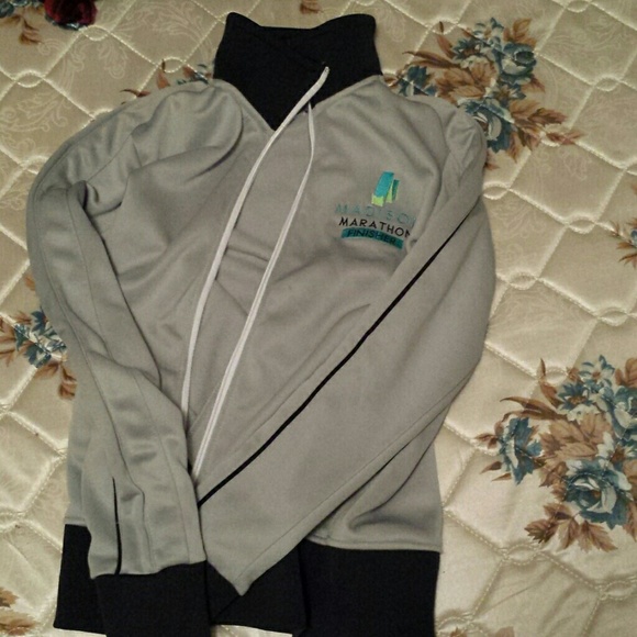 Jacket - Picture 2 of 4