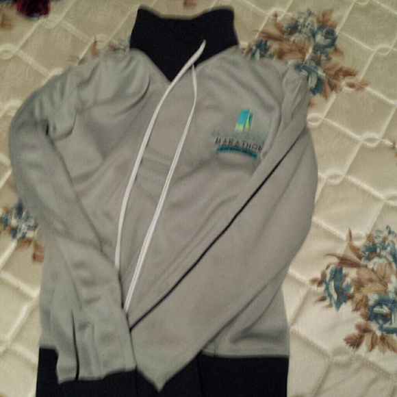 Jacket - Picture 3 of 4