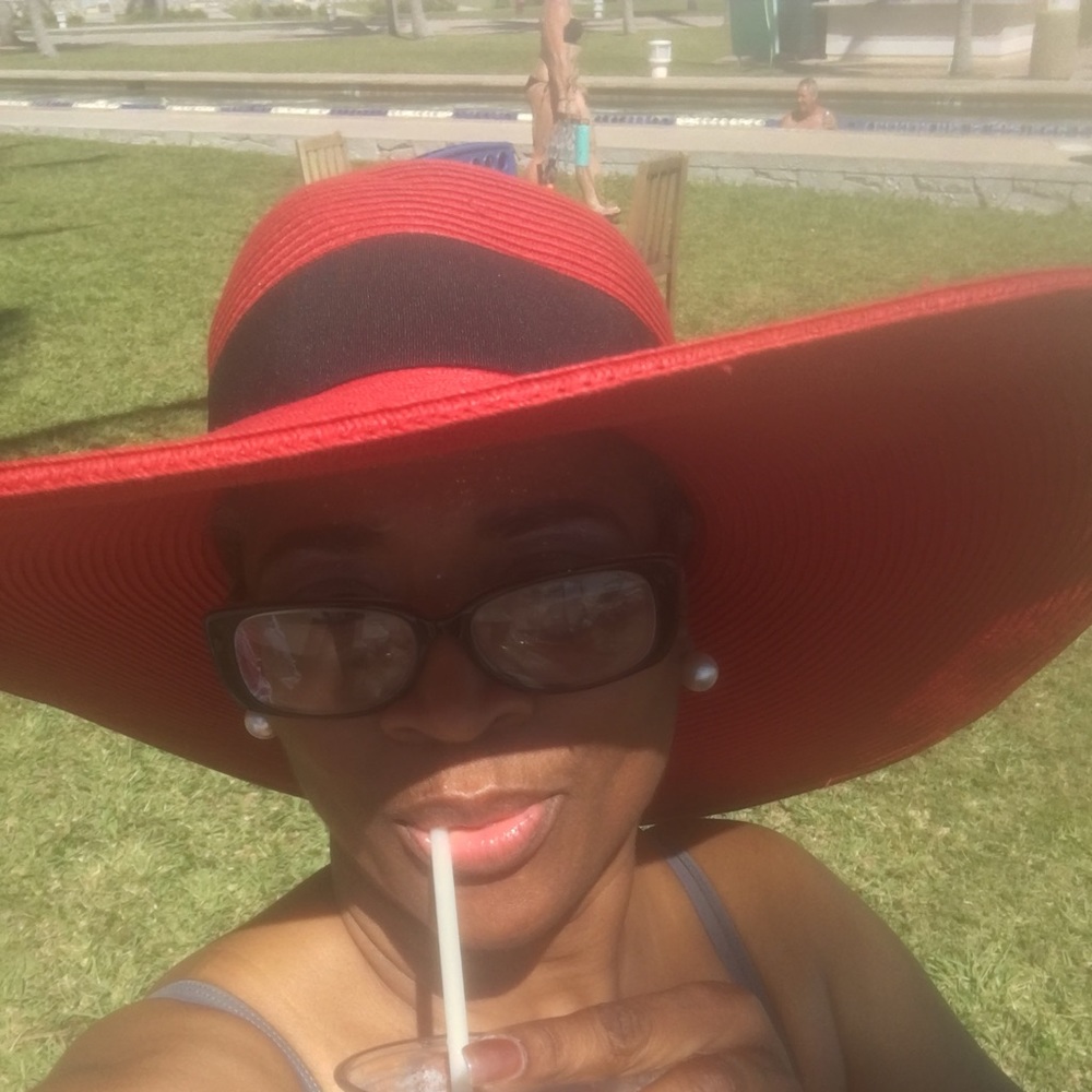 Meet your Posher, Teri